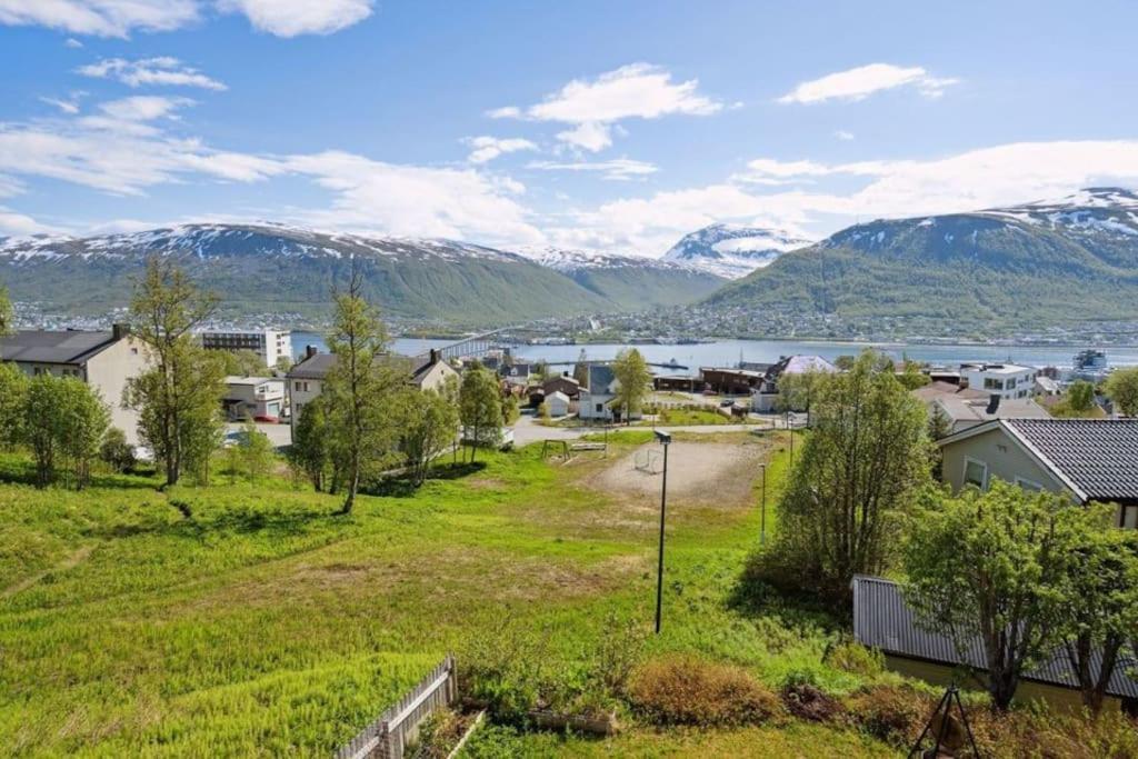 Sea & Mountain View Apartment Tromsø Exteriér fotografie